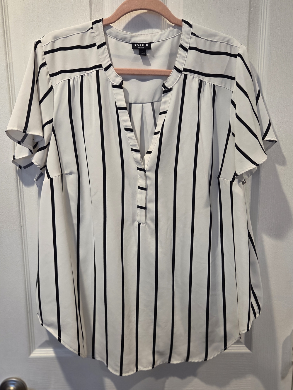 torrid White with Black Vertical Stripe Split-Neck Blouse
